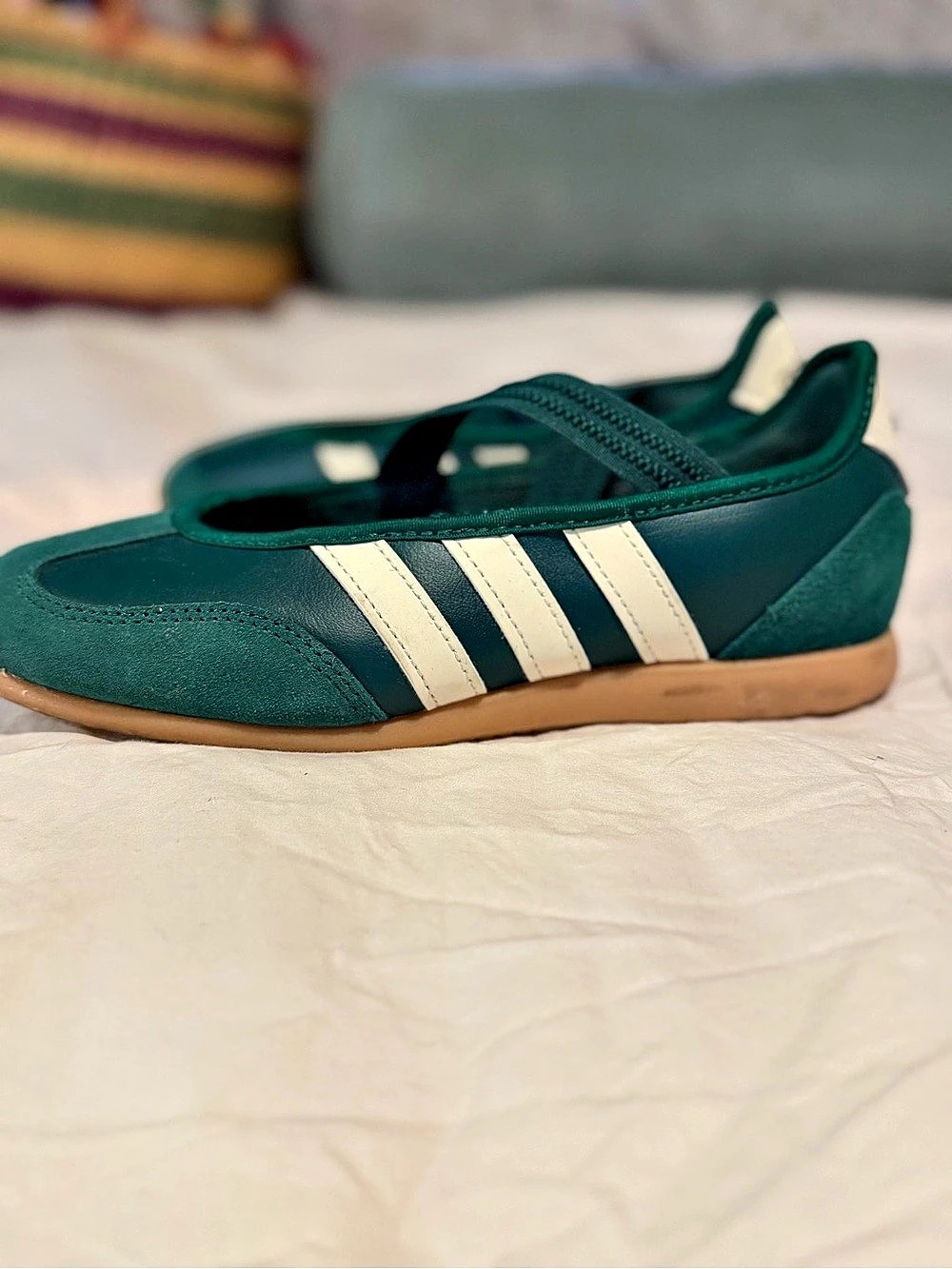 adidas Samba Jane Shoes Green & White ballet flat Sneakers size 6